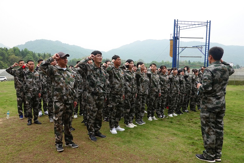 1555377212351998.jpg 04宣誓_副本.jpg